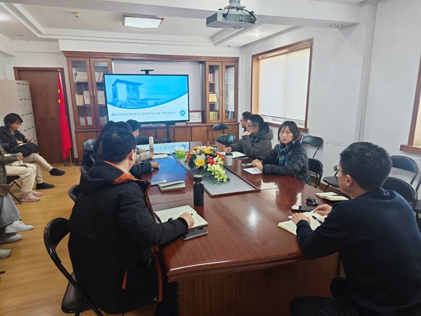 宝宝计划
召开期末教学工作规范与综合能力提升培训会